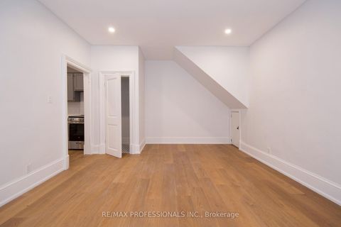 Photo 34 at 124 Close Avenue, South Parkdale, Toronto