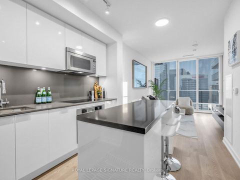 Photo 4 at 3707 - 20 Lombard Street, Yonge Corridor, Toronto