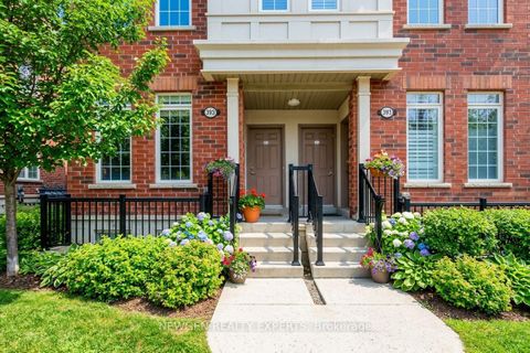 Photo 1 at 73 - 393 Beechgrove Drive, West Hill, Toronto
