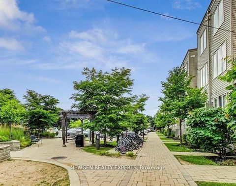 Photo 7 at 73 - 393 Beechgrove Drive, West Hill, Toronto