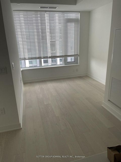 Photo 10 at 3505 - 11 Yorkville Avenue, Annex, Toronto