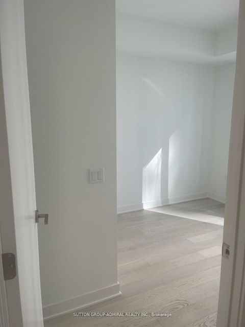 Photo 11 at 3505 - 11 Yorkville Avenue, Annex, Toronto