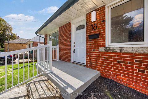 Photo 4 at 18 Robertsfield Crescent, Maryvale, Toronto