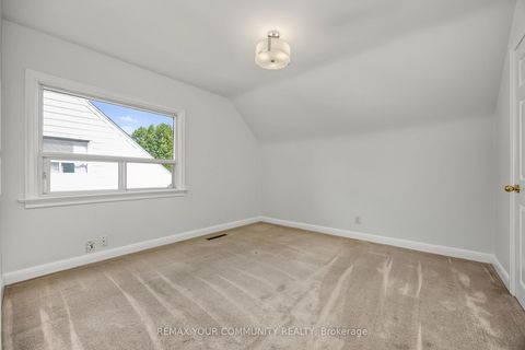 Photo 31 at 18 Robertsfield Crescent, Maryvale, Toronto