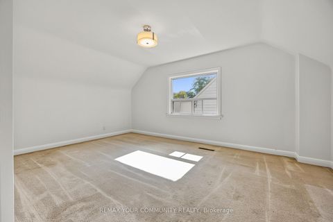 Photo 32 at 18 Robertsfield Crescent, Maryvale, Toronto