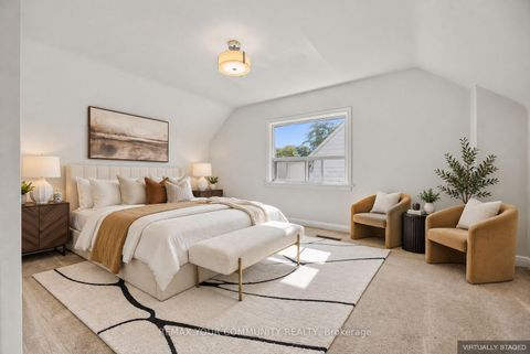Photo 33 at 18 Robertsfield Crescent, Maryvale, Toronto