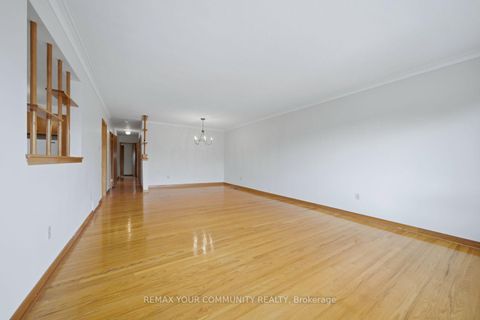 Photo 8 at 50 Felan Crescent, Beaumonde Heights, Toronto