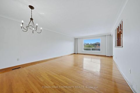 Photo 10 at 50 Felan Crescent, Beaumonde Heights, Toronto