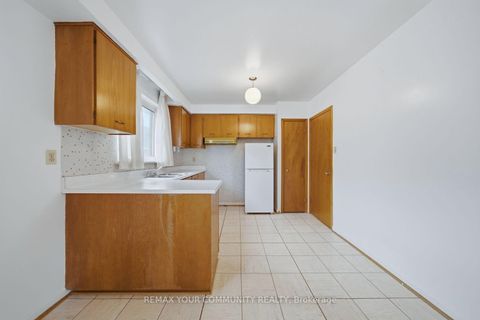 Photo 14 at 50 Felan Crescent, Beaumonde Heights, Toronto