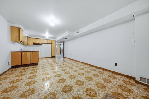 Photo 33 at 50 Felan Crescent, Beaumonde Heights, Toronto