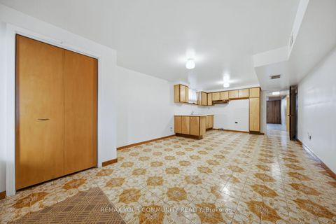 Photo 34 at 50 Felan Crescent, Beaumonde Heights, Toronto