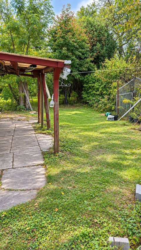 Photo 9 at 56 Commonwealth Avenue, Kennedy Park, Toronto