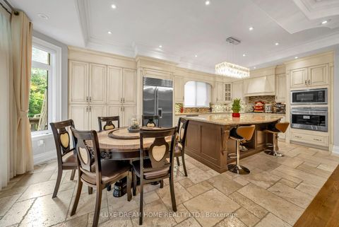 Photo 14 at 7 Geranium Court, Newtonbrook East, Toronto