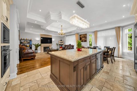 Photo 15 at 7 Geranium Court, Newtonbrook East, Toronto