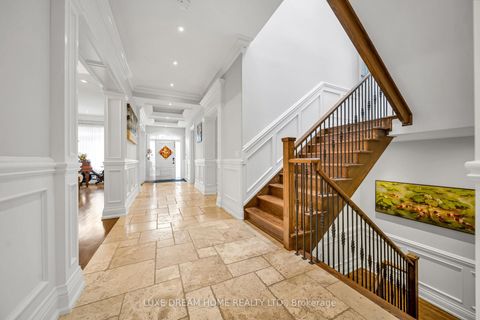 Photo 17 at 7 Geranium Court, Newtonbrook East, Toronto