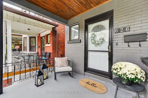 Photo 2 at 626 Manning Avenue, Little Italy, Toronto