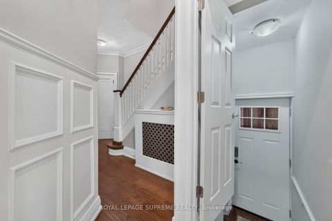 Photo 10 at 626 Manning Avenue, Little Italy, Toronto