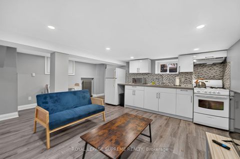 Photo 28 at 626 Manning Avenue, Little Italy, Toronto