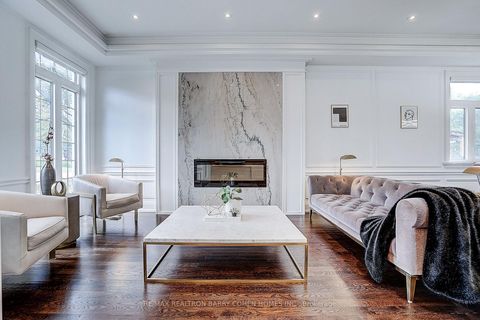 Photo 4 at 21 Yorkview Drive, Willowdale West, Toronto
