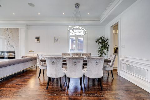 Photo 7 at 21 Yorkview Drive, Willowdale West, Toronto