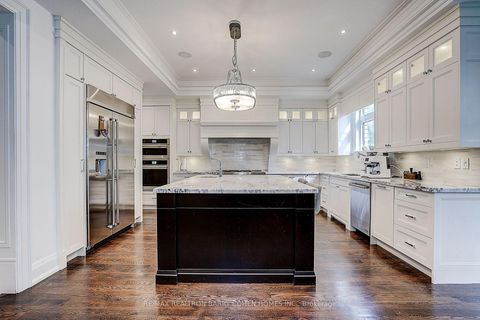 Photo 15 at 21 Yorkview Drive, Willowdale West, Toronto