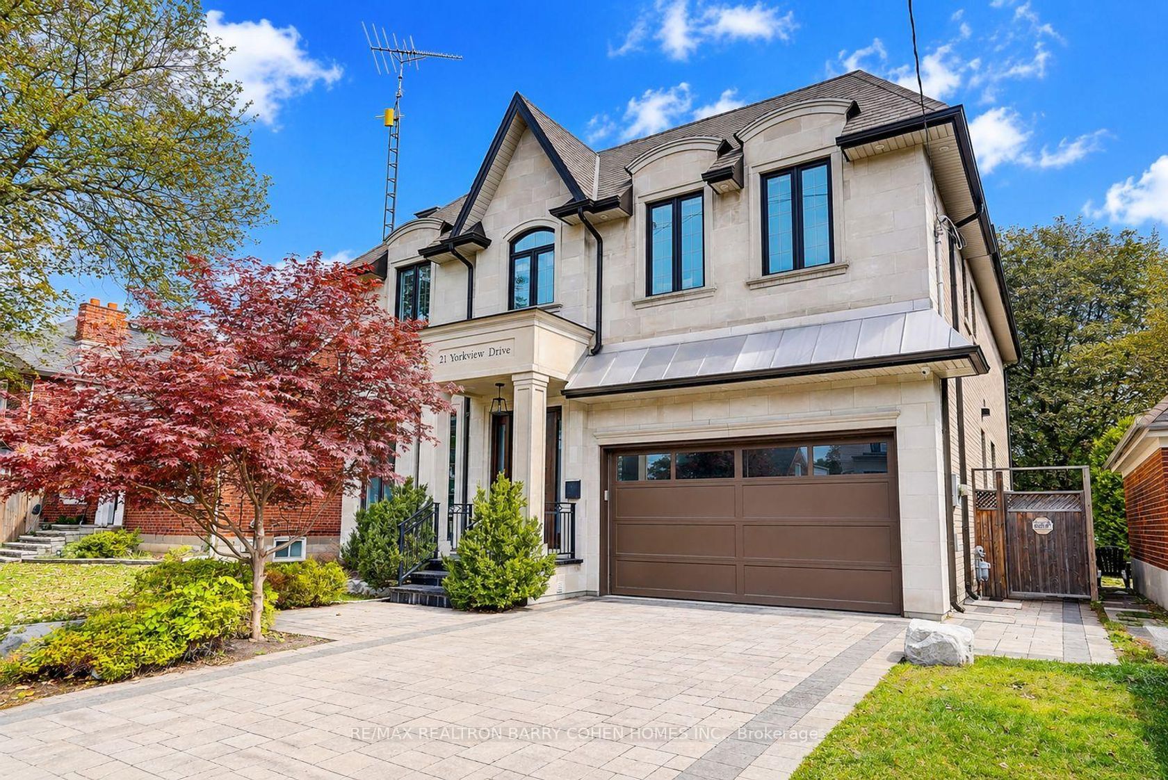 21 Yorkview Drive, Willowdale West, Toronto 