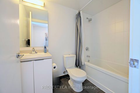 Photo 8 at 1908 - 14 York Street S, Waterfront Communities C1, Toronto
