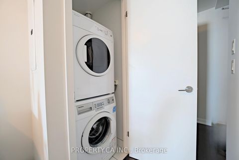 Photo 9 at 1908 - 14 York Street S, Waterfront Communities C1, Toronto