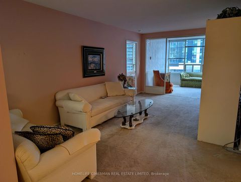 Photo 4 at 610 - 30 Greenfield Avenue, Willowdale East, Toronto