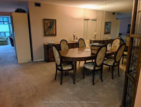 Photo 10 at 610 - 30 Greenfield Avenue, Willowdale East, Toronto