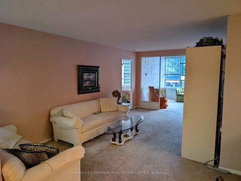 Photo 15 at 610 - 30 Greenfield Avenue, Willowdale East, Toronto