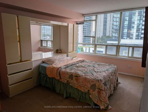 Photo 16 at 610 - 30 Greenfield Avenue, Willowdale East, Toronto