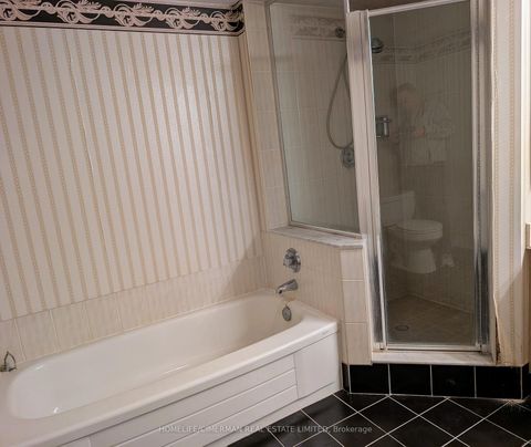 Photo 20 at 610 - 30 Greenfield Avenue, Willowdale East, Toronto