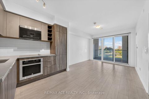 Photo 11 at 515 - 2033 Kennedy Road, Malvern West, Toronto