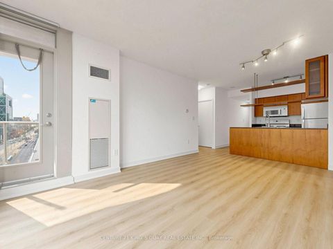 Photo 8 at 1502 - 35 Mariner Terrace, Waterfront Communities C1, Toronto