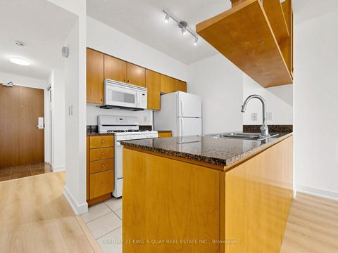 Photo 13 at 1502 - 35 Mariner Terrace, Waterfront Communities C1, Toronto