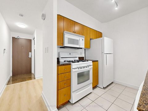 Photo 18 at 1502 - 35 Mariner Terrace, Waterfront Communities C1, Toronto