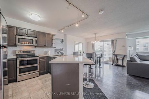 Photo 2 at 513 - 872 Sheppard Avenue W, Bathurst Manor, Toronto