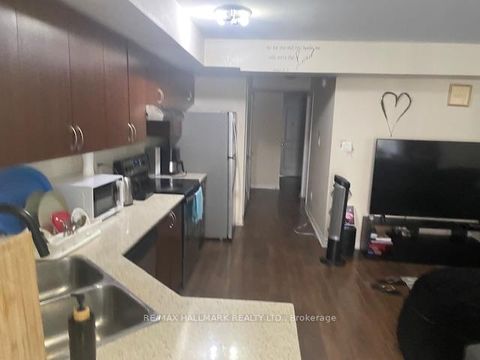 Photo 10 at 108 - 1485 Birchmount Road E, Dorset Park, Toronto