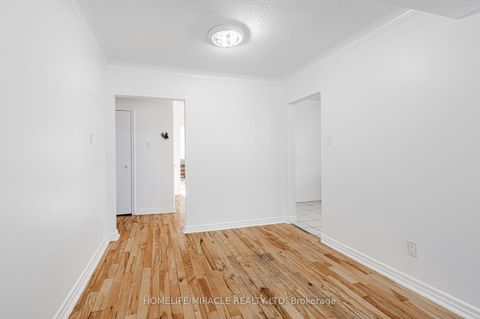 Photo 14 at 44 Leduc Drive, Kipling, Toronto