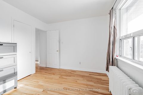 Photo 17 at 44 Leduc Drive, Kipling, Toronto