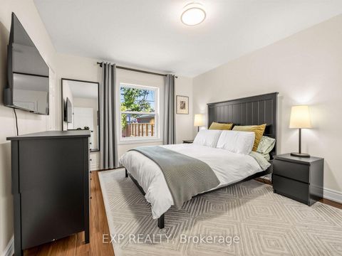 Photo 12 at 10 Yarn Road, City Centre West, Toronto
