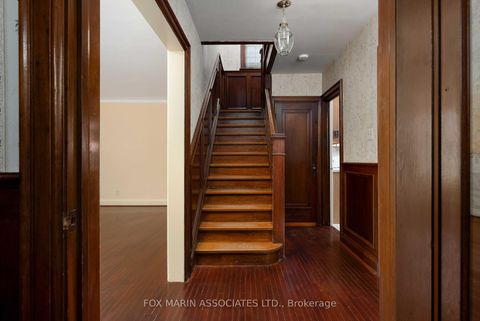 Photo 4 at 26 Claxton Boulevard, Cedarvale, Toronto