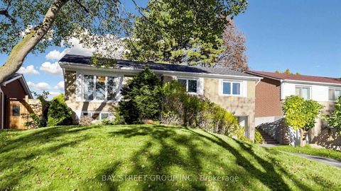 Photo 2 at 104 Mcnicoll Avenue, Hillcrest Village, Toronto