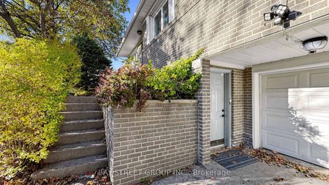 Photo 3 at 104 Mcnicoll Avenue, Hillcrest Village, Toronto