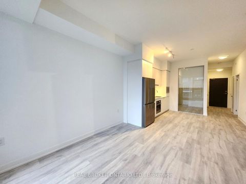 Photo 3 at N625 - 7 Golden Lion Heights, Newtonbrook East, Toronto