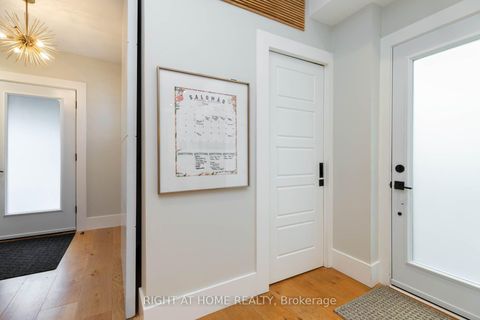 Photo 14 at 16 Pine Crescent, The Beaches, Toronto