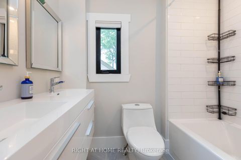 Photo 22 at 16 Pine Crescent, The Beaches, Toronto
