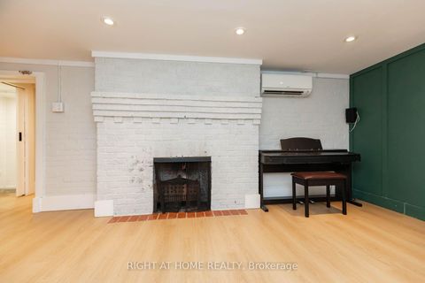 Photo 25 at 16 Pine Crescent, The Beaches, Toronto