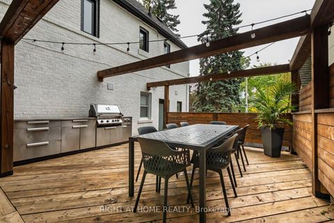 Photo 33 at 16 Pine Crescent, The Beaches, Toronto